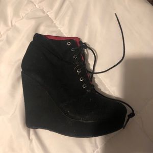 Women’s wedge heels